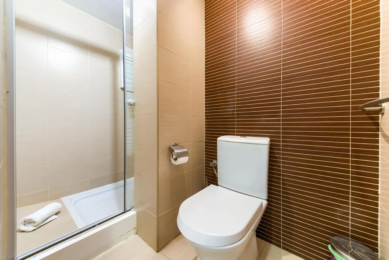 Holidays2Malaga Carreteria 97 Loft High Speed Wifi Malaga