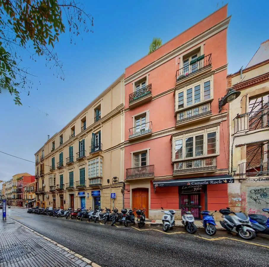 Holidays2Malaga Carreteria 97 Loft High Speed Wifi Apartment
